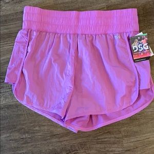 High waisted shorts 3”
